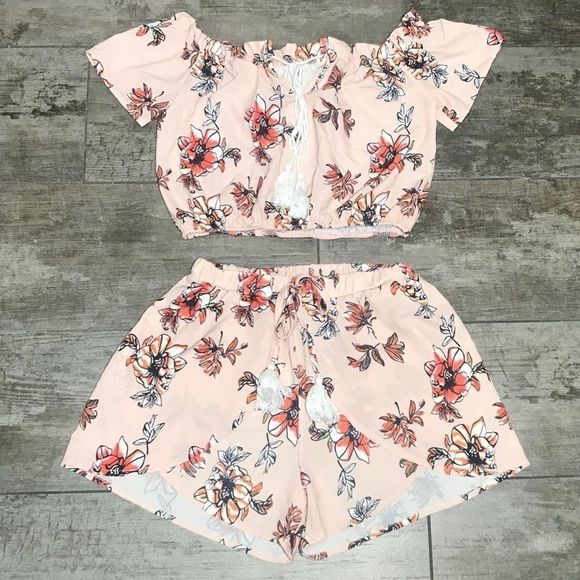 Boho Floral Crop Top and Shorts Set - Picture 2 of 6